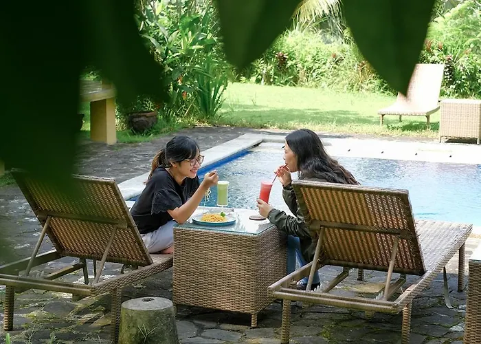 Mahagiri & Restaurant Resort 4*