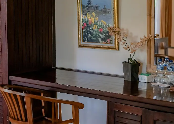 Mahagiri & Restaurant 4*