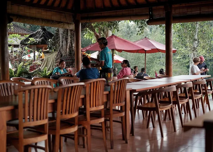 Mahagiri & Restaurant
