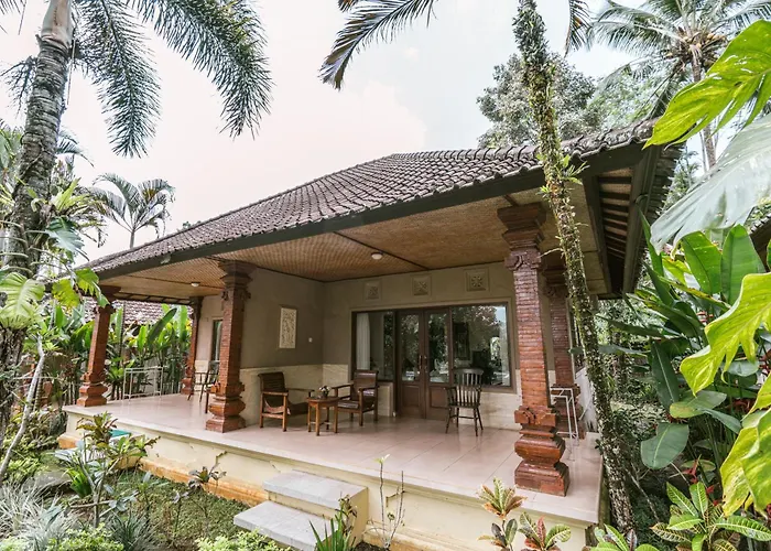Mahagiri & Restaurant